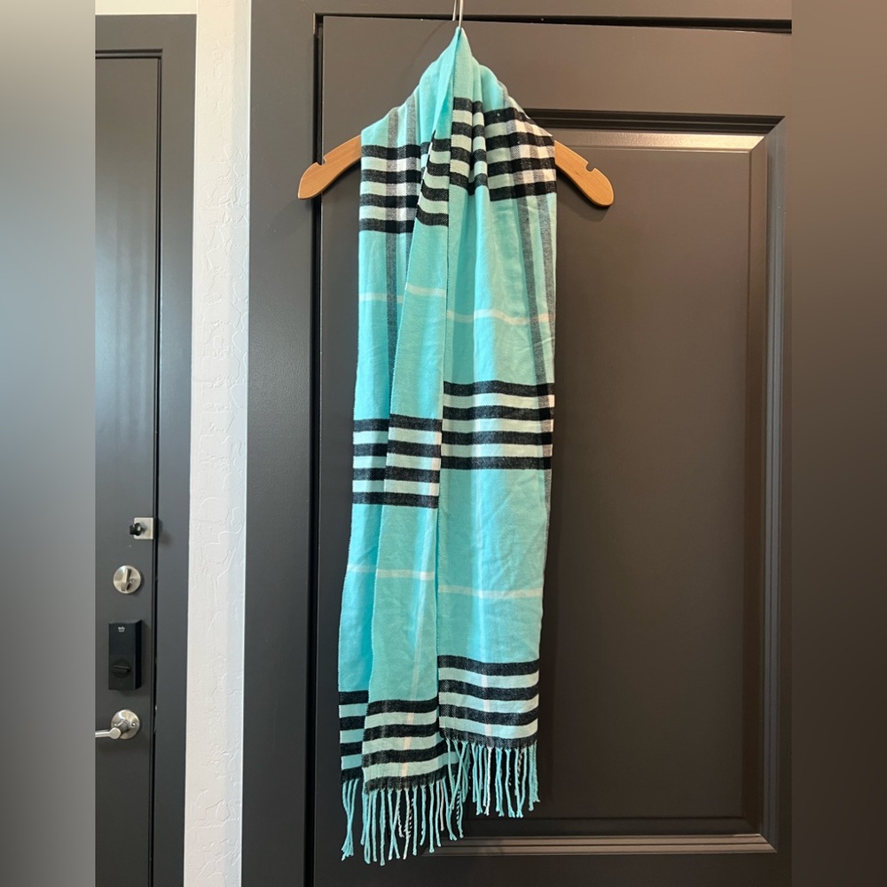 100% Cashmere Scottish Scarf